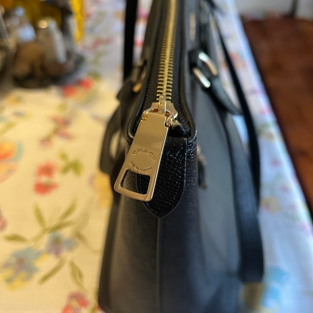 New with tags Coach Gallery tote Midnight Black  cross grain leather Bag - Picture 9 of 11